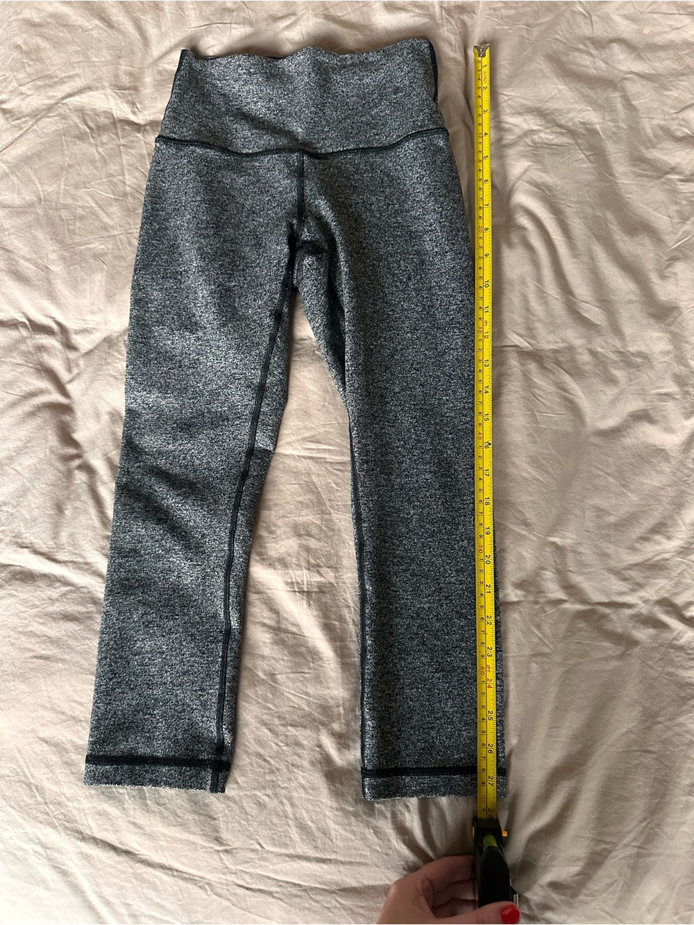 Lululemon High-Rise Crop Leggings Heathered Black Gray Size 4 - Picture 7 of 7